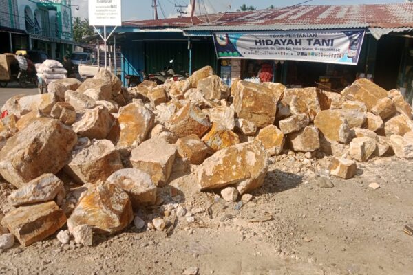 Material Tambang Diduga Ilegal Jadi Pemicu Konflik di Pasar Surantih, Pembelinya Bisa Dipidana