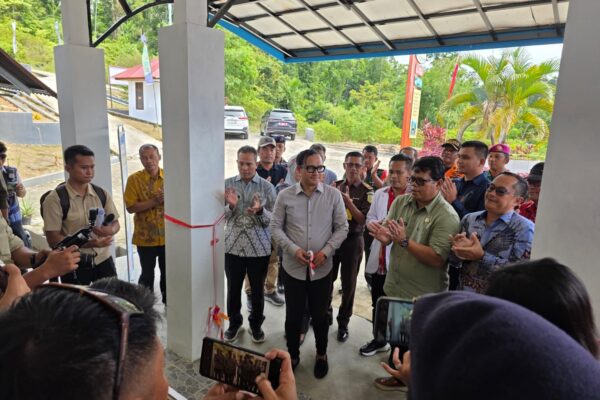 Pimpinan DPRD Mentawai Juni Arman Samaloisa Dukung Pengoperasian RSU Siberut