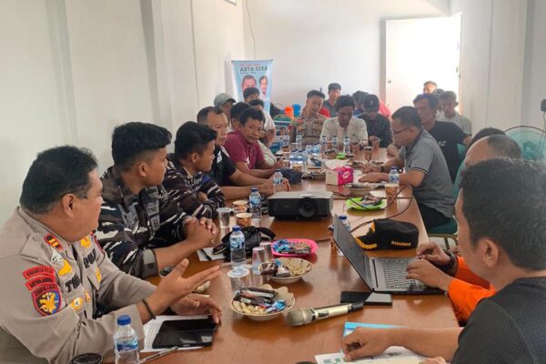 Antisipasi Kecelakaan di Laut, Polres Mentawai Gelar Sosialisasi Keselamatan Berlayar
